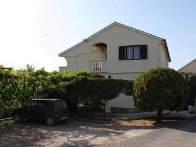 Apartment Studio flat with terrace Sali, Dugi otok AS-8136-a in Sali - Apartment