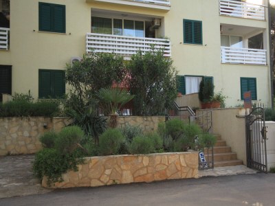 Apartment One bedroom apartment with terrace and sea view Jelsa, Hvar A-8751-a - Outdoor photo 4