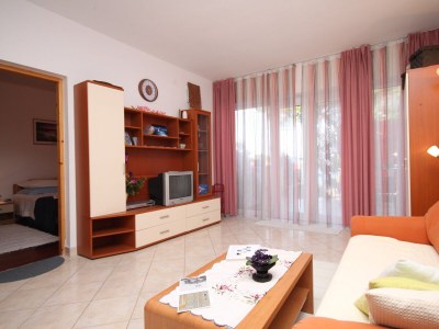 Apartment One bedroom apartment with terrace and sea view Jelsa, Hvar A-8751-a - Outdoor photo 7