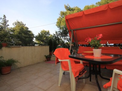 Apartment One bedroom apartment with terrace and sea view Jelsa, Hvar A-8751-a - Outdoor photo 17