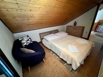 Apartment Two bedroom apartment with terrace and sea view Zavalatica, Korčula A-9137-a - Outdoor photo 12