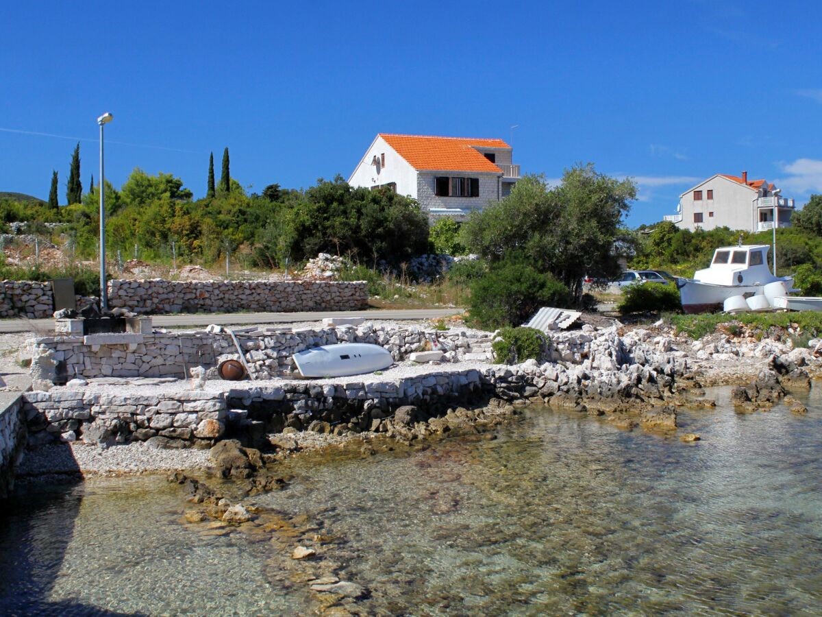 Apartment Two bedroom apartment near beach Kneža, Korčula A-9185-a - Outdoor photo 2