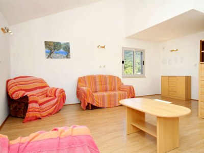 Apartment Two bedroom apartment near beach Kneža, Korčula A-9185-a - Outdoor photo 12