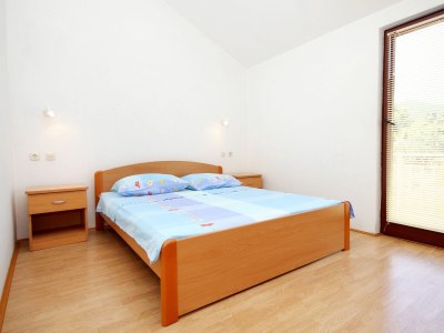 Apartment Two bedroom apartment near beach Kneža, Korčula A-9185-a - Outdoor photo 19