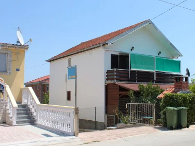 Apartment Three bedroom apartment near beach Tkon, Pašman A-8244-b - Outdoor photo 2