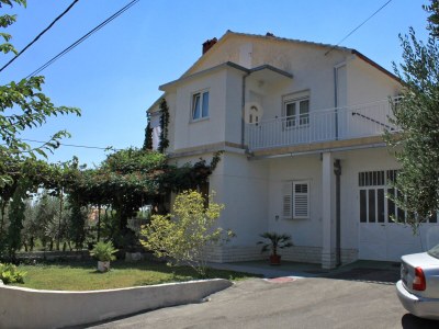 Apartment Two bedroom apartment with terrace and sea view Trogir A-9209-a - Outdoor photo 7