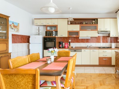 Apartment Two bedroom apartment with terrace and sea view Trogir A-9209-a - Outdoor photo 26