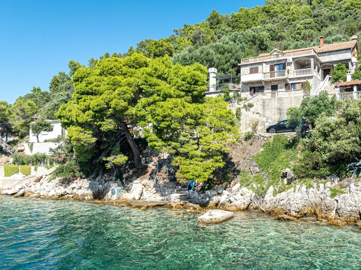 Apartment One bedroom apartment near beach Ubli, Lastovo A-8344-a - Outdoor photo 3