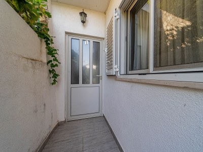 Apartment One bedroom apartment near beach Ubli, Lastovo A-8344-a - Outdoor photo 12