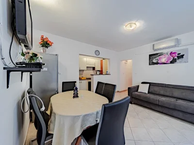 Apartment One bedroom apartment near beach Ubli, Lastovo A-8344-a - Outdoor photo 20