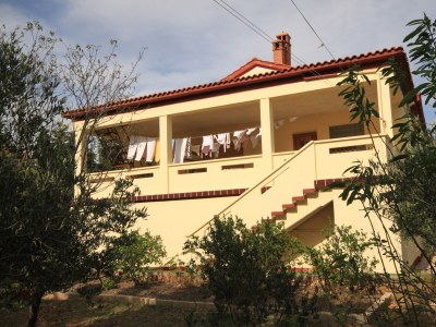 Apartment Two bedroom apartment with terrace Ugljan A-8479-a - Outdoor photo 4