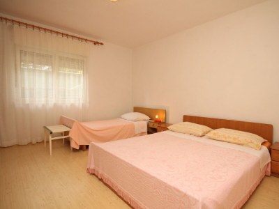 Apartment Two bedroom apartment with terrace Ugljan A-8479-a - Outdoor photo 26