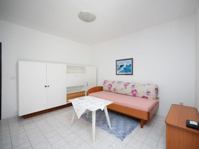 Apartment Two bedroom apartment with terrace Mandre, Pag A-9420-a - Outdoor photo 13