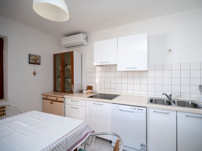 Apartment Two bedroom apartment with terrace Mandre, Pag A-9420-a - Outdoor photo 17