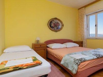 Apartment Four-bedroom apartment with terrace and sea view Sumpetar, Omiš A-9436-a - Outdoor photo 23