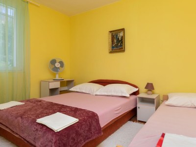 Apartment Four-bedroom apartment with terrace and sea view Sumpetar, Omiš A-9436-a - Outdoor photo 26