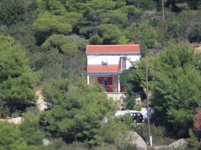 Apartment Two bedroom apartment with terrace and sea view Rukavac, Vis A-8489-a - Outdoor photo 6