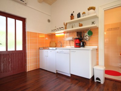 Apartment Two bedroom apartment with terrace and sea view Rukavac, Vis A-8489-a - Outdoor photo 19