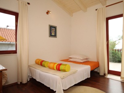 Apartment Two bedroom apartment with terrace and sea view Rukavac, Vis A-8489-a - Outdoor photo 22