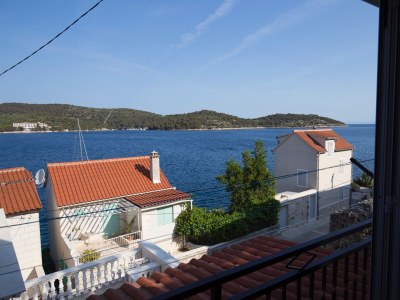 Apartment Two bedroom apartment with air-conditioning Vis A-8526-a - Outdoor photo 8