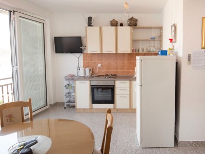 Apartment Two bedroom apartment with air-conditioning Vis A-8526-a - Outdoor photo 10