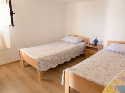 Apartment Two bedroom apartment with air-conditioning Vis A-8526-a - Outdoor photo 13