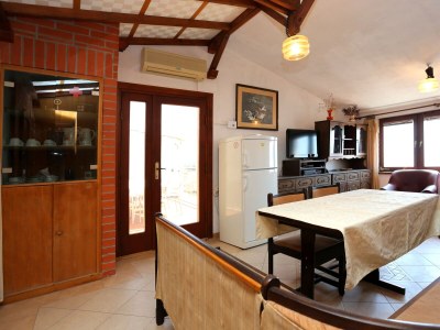 Apartment Three bedroom apartment with terrace and sea view Makarska A-9506-a - Outdoor photo 15