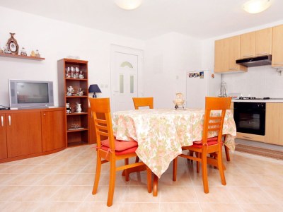 Apartment One bedroom apartment near beach Basina, Hvar A-9673-a - Outdoor photo 10