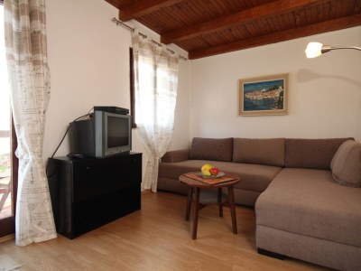 Apartment One bedroom apartment with balcony and sea view Molunat, Dubrovnik A-8550-a - Outdoor photo 12