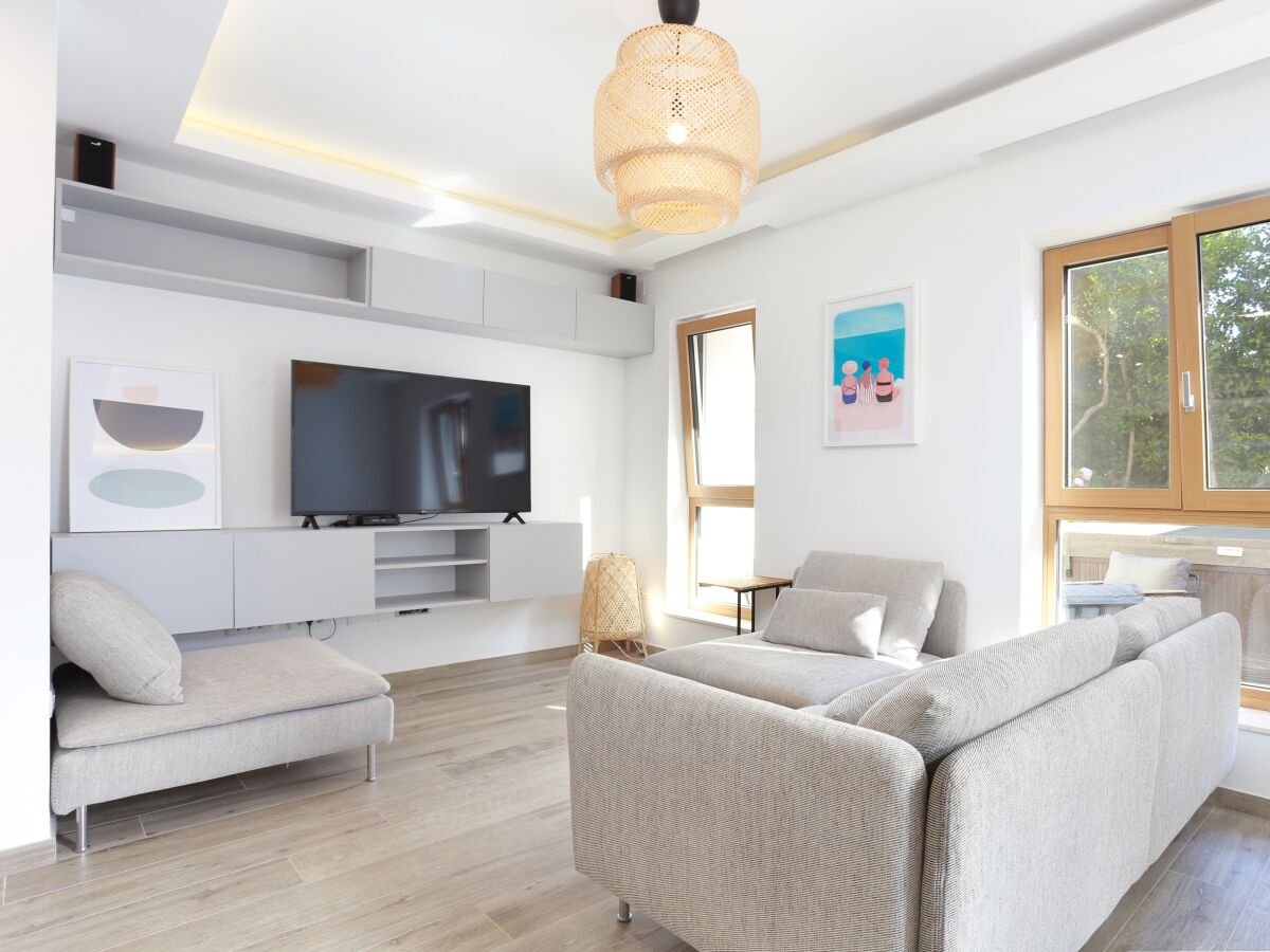 Apartment Two bedroom apartment with terrace Podstrana, Split A-9714-a