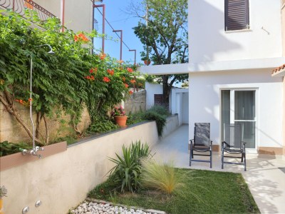 Apartment Two bedroom apartment with terrace Podstrana, Split A-9714-a - Outdoor photo 9