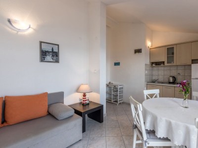 Apartment One bedroom apartment near beach Milna, Vis A-8946-a - Outdoor photo 16