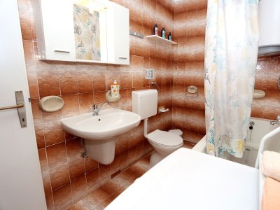 Apartment Two bedroom apartment with terrace Trogir A-10342-a - Outdoor photo 22