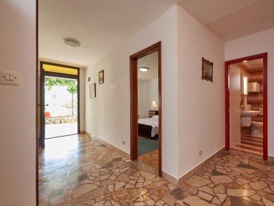 Apartment Two bedroom apartment with terrace Trogir A-10342-a - Outdoor photo 23