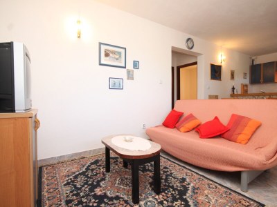 Apartment Two bedroom apartment with terrace Rukavac, Vis A-8836-a - Outdoor photo 12