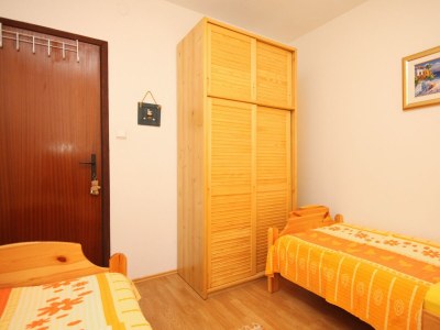 Apartment Two bedroom apartment with terrace Rukavac, Vis A-8836-a - Outdoor photo 20