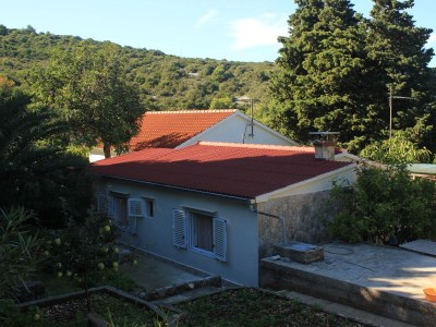 Holiday house Two bedroom house near beach Cove Rogačić, Vis K-8886 - Outdoor photo 2