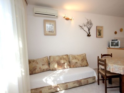 Holiday house One bedroom house near beach Cove Rogačić, Vis K-8887 - Outdoor photo 10