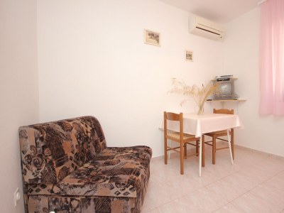 Holiday house One bedroom house with terrace Cove Rogačić, Vis K-8889 - Outdoor photo 10