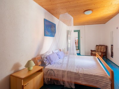 Apartment Two bedroom apartment with air-conditioning Kukljica, Ugljan A-11584-a - Outdoor photo 19