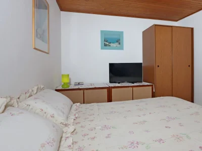 Apartment Two bedroom apartment with terrace Mandre, Pag A-11600-a - Outdoor photo 13