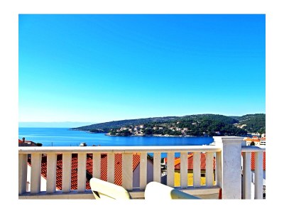 Apartment Four-bedroom apartment with terrace and sea view Sumartin, Brač A-11387-a - Outdoor photo 24