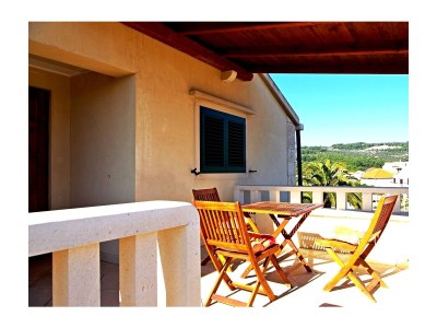 Apartment Four-bedroom apartment with terrace and sea view Sumartin, Brač A-11387-a - Outdoor photo 29