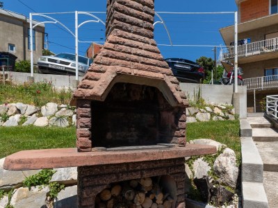 Apartment Three bedroom apartment with balcony and sea view Stanići, Omiš A-11421-a - Outdoor photo 3