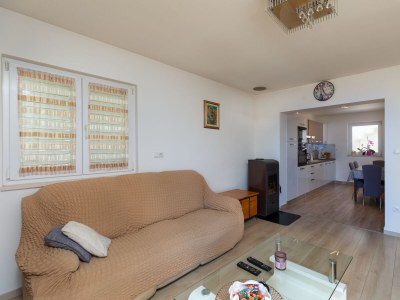 Apartment Three bedroom apartment with balcony and sea view Stanići, Omiš A-11421-a - Outdoor photo 6