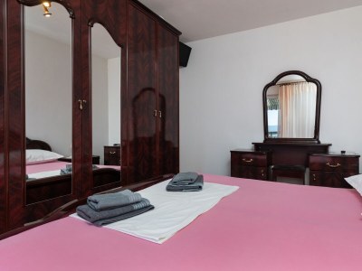 Apartment Three bedroom apartment with balcony and sea view Stanići, Omiš A-11421-a - Outdoor photo 14