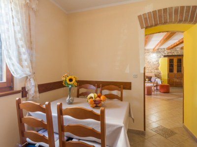 Apartment Two bedroom apartment with terrace Tar, Poreč A-13245-a - Outdoor photo 12