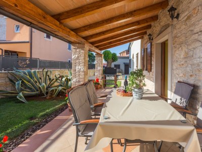 Apartment Two bedroom apartment with terrace Tar, Poreč A-13245-a - Outdoor photo 27