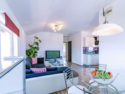 Apartment Two bedroom apartment with balcony and sea view Bilice, Krka A-13545-a - Outdoor photo 7