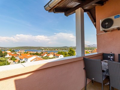 Apartment Two bedroom apartment with balcony and sea view Bilice, Krka A-13545-a - Outdoor photo 17